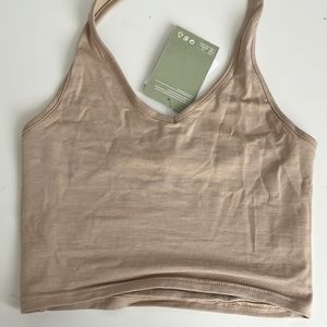 Super cute open in the back tank top from H&M